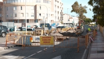 Roquetas contin&uacute;a con las obras de renovaci&oacute;n de las redes de abastecimiento