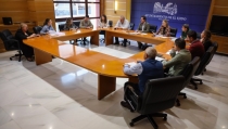 El Ejido aprueba el suministro de equipamiento de playa para este verano