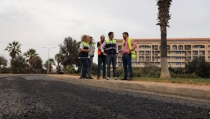 El Ejido renueva el pavimento de varias calles de Ejidobeach por 1,3 millones de euros