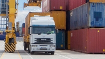Los puertos de inter&eacute;s general mueven 323,8 millones de toneladas hasta julio