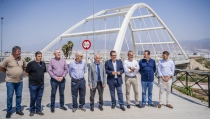Finalizan las obras del puente de la Rambla del Ca&ntilde;uelo en Roquetas de Mar
