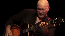 El guitarrista Paco Rivas.