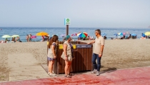 Las playas urbanas de Almer&iacute;a estrenan 120 islas de reciclaje este verano
