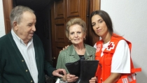 175 voluntarios andaluces de Cruz Roja ayudan a los afectados por la DANA