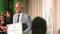 B&iacute;nu, la nueva hortaliza de Beyond Seeds, Producto Mundial del A&ntilde;o en los Future Awards